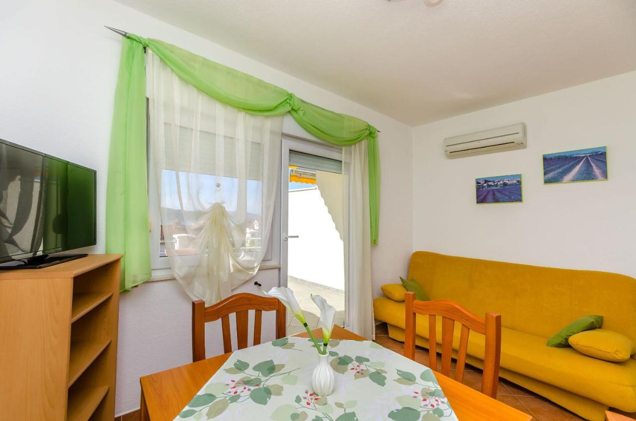 Apartments Palm Tree Trogir Buitenkant foto