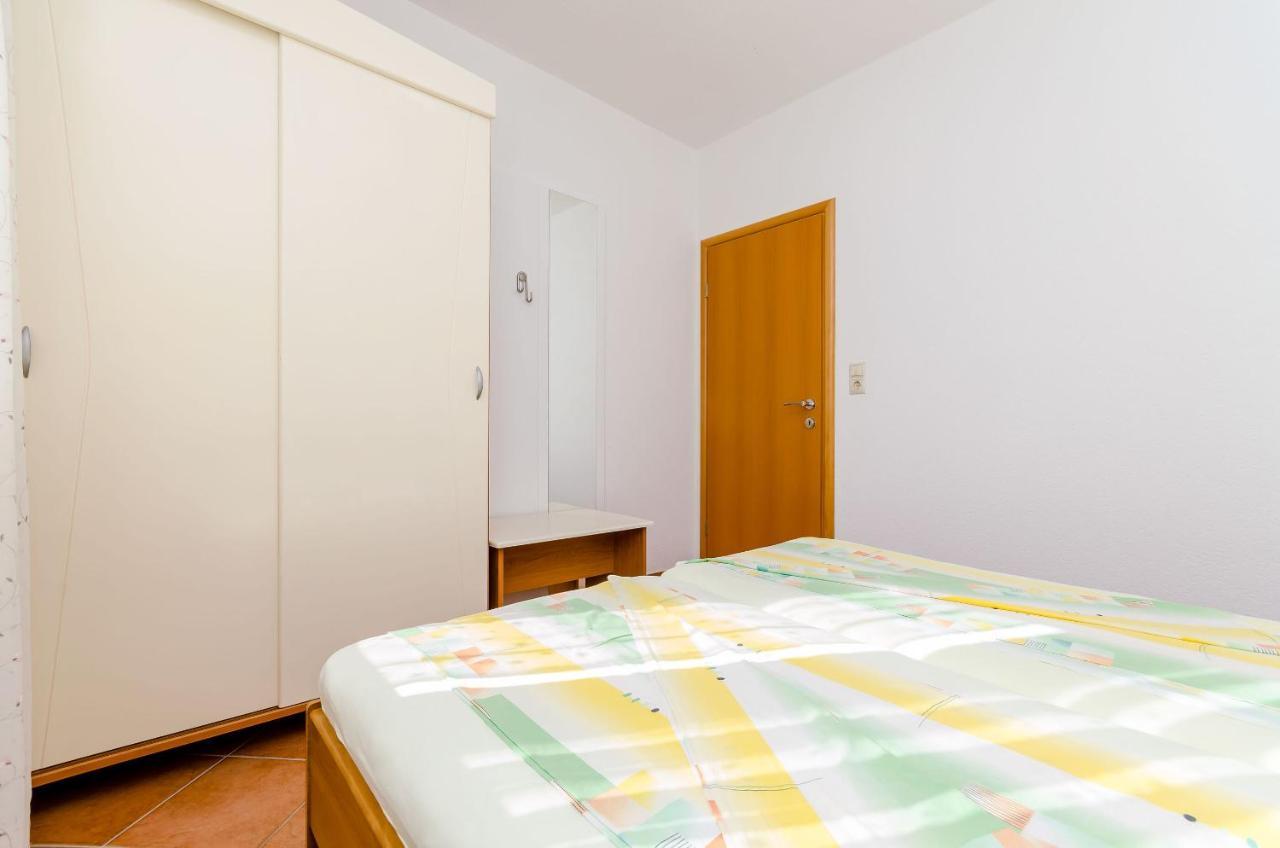 Apartments Palm Tree Trogir Buitenkant foto