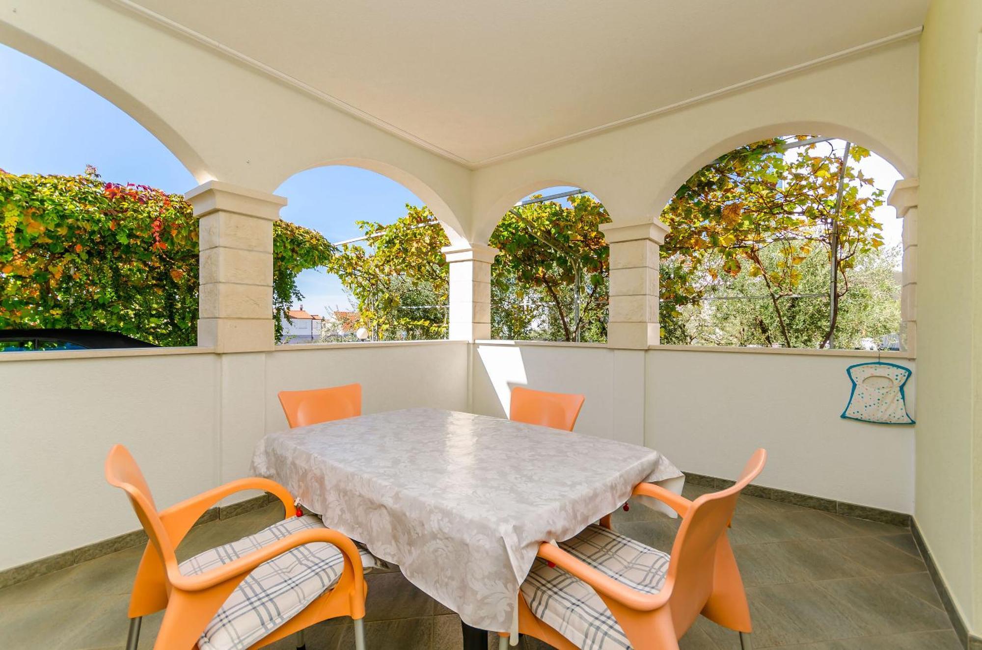 Apartments Palm Tree Trogir Buitenkant foto